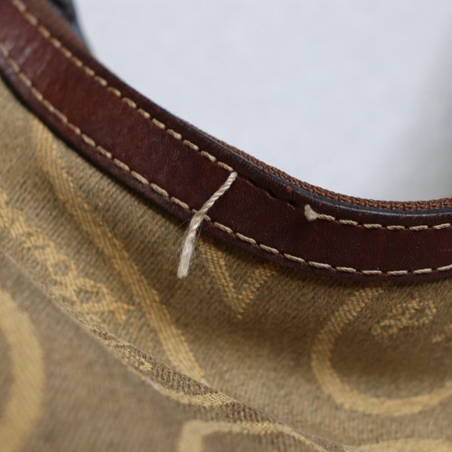 Dooney & Bourke Bag Signature Hearts Logo Canvas Leather Trim Shoulder Bag Brown - Picture 7 of 8