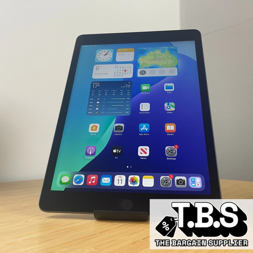 Apple iPad 9th Gen 10.2-inch | 256GB | Wi-Fi + Cellular | Space Grey + WARRANTY - Picture 1 of 7