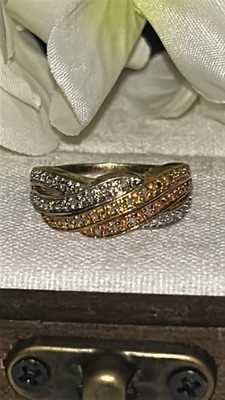 Tri-color interlocked Crossover Ring Shimmering Effect of 14 Diamonds Sz. 7.5