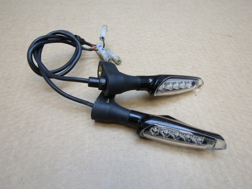 Triumph Daytona 675R 2010 20,190 miles front indicators pair (9756)