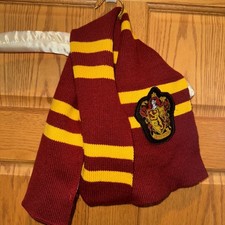 Harry Potter Scarf Gryffindor Burgandy Gold Striped Wizarding World 60 X 6.5  
