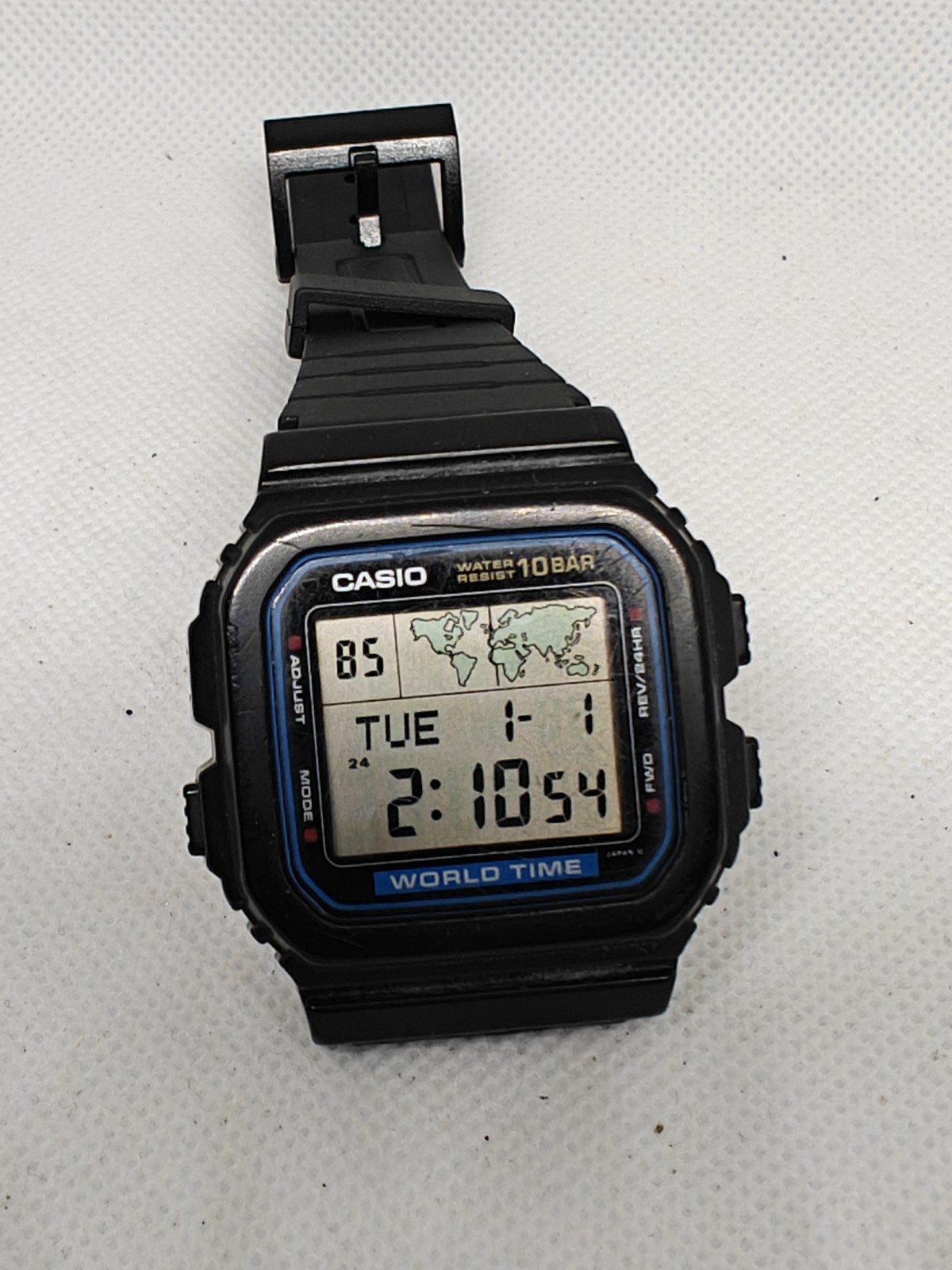 Vintage Casio W-520U World Time Watch Made in Japan 1987