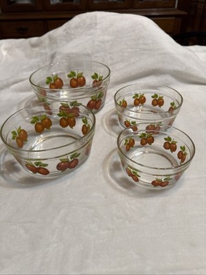 VINTAGE: Set of 4 Apple Design Nesting Bowls DURABLE Glass