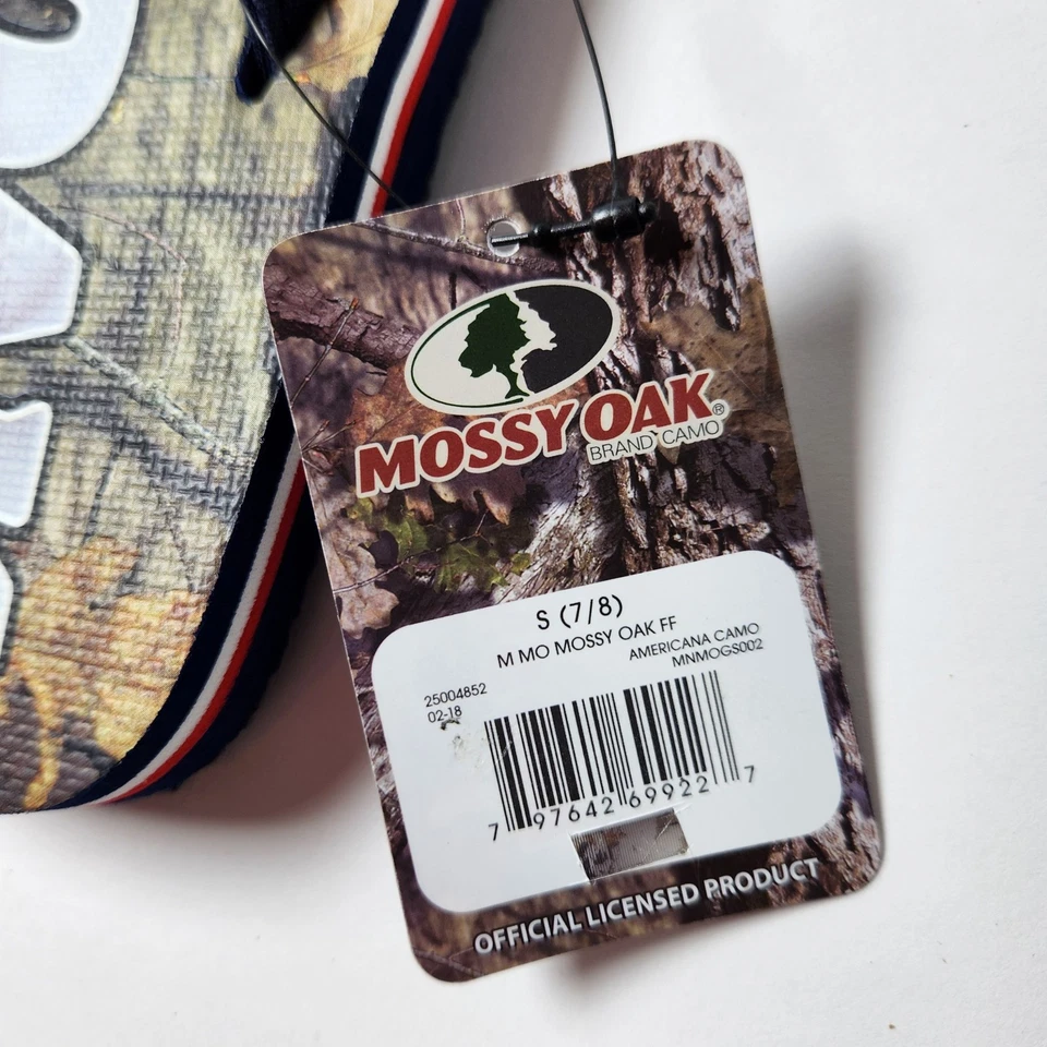 Mossy Oak Men’s Americana Camo Flip Flops Size S (7/8) Stars Stripes Sandals NWT - Image 3 of 4