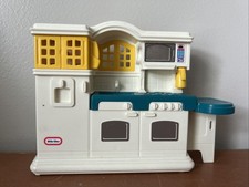 Vintage Little Tikes Dollhouse Furniture Plastic Toy Kitchen