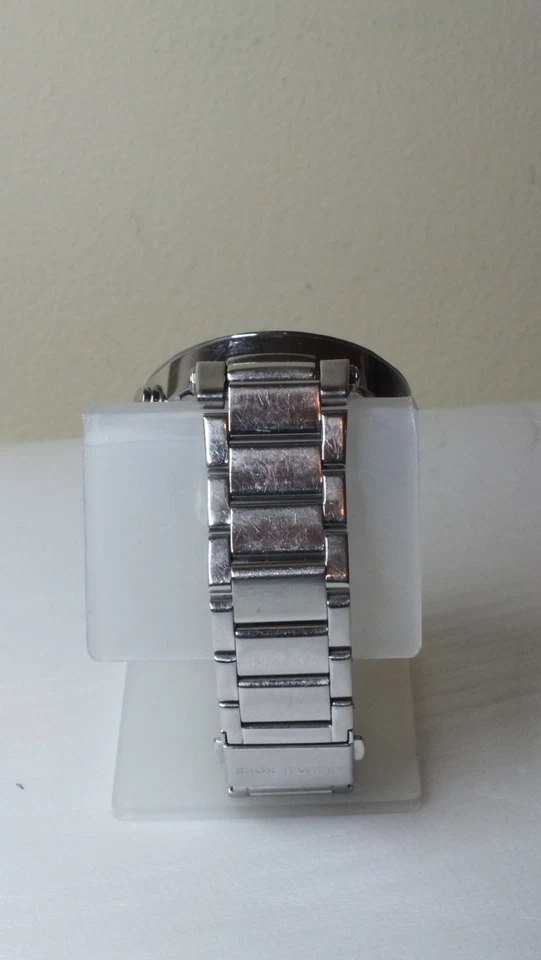 Michael Kors 39mm Silver Stainless Watch: WORKING - Image 2 of 4