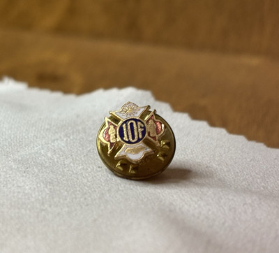 Vintage Independent Order of Foresters IOF Enamel Lapel Pin Gold Tone Metal