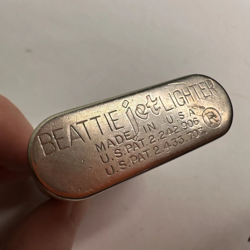 Antiguo encendedor de bolsillo Beattie Jet años 40 cromado raro Foto 3 de 4