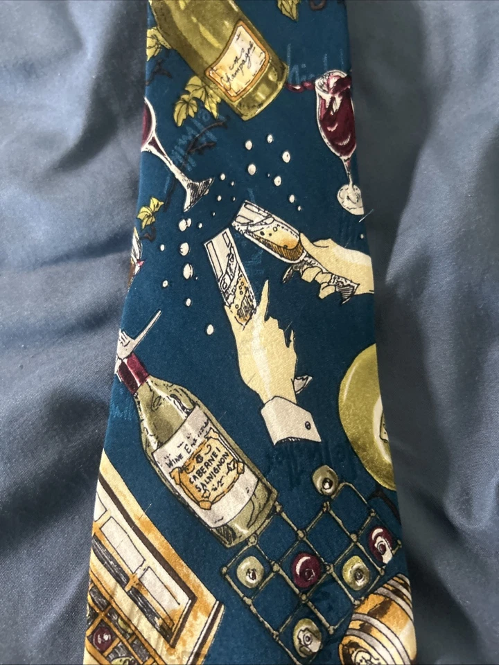 Nicole Miller Neck Tie Vintage 1994 Champagne Food & Wine Hand Sewn 100% Silk - Image 3 of 4