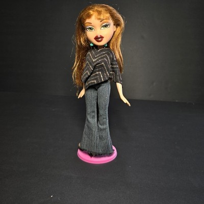 Bratz Meygan Doll Redhead MGA Entertainment 2001 Outfit And Shoes 
