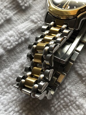 時計 GUCCI watch G-Timeless watch, 29mm in steel | GUCCI® US