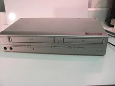 Emerson EWD2004 DVD/VCR Combo Player 4-Head Hi-Fi Stereo VHS Recorder​ WORKS
