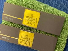 MC2652L2 MOTOROLA MC68652L2 40-PIN CERAMIC GOLD Rare VINTAGE COLLECTIBLE QTY-1