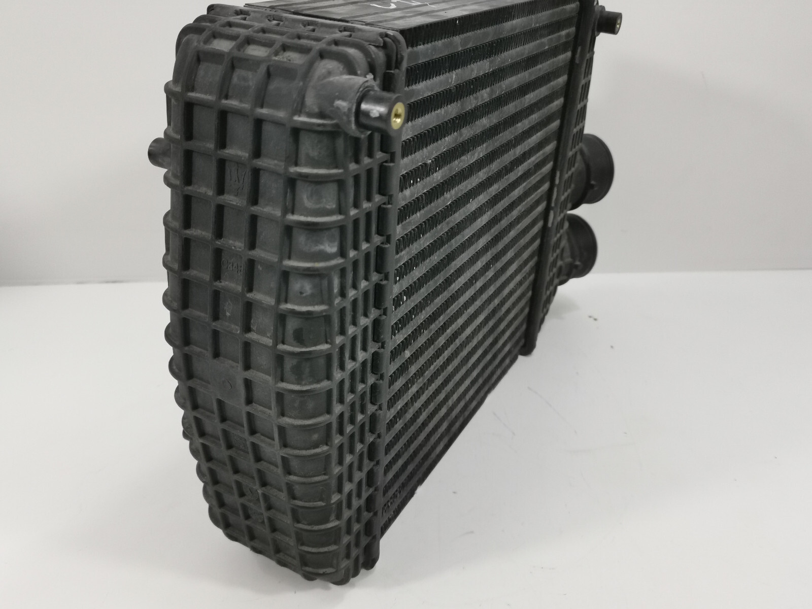 14- Maserati GHIBLI Left Driver Side Intercooler OEM 16474840