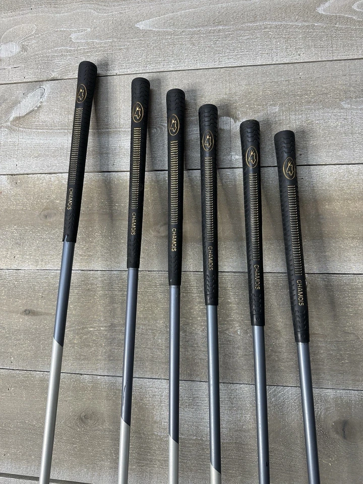 Jack Nicklaus Women’s Compri Golf Set 6 7 8 9 Irons PW 9 Wood RH Graphite Vapor - Image 3 of 4