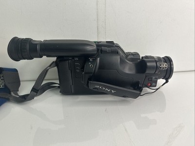 Sony Handycam CCD-F401 Black Video8 AF 8X Zoom Camcorder- Untested