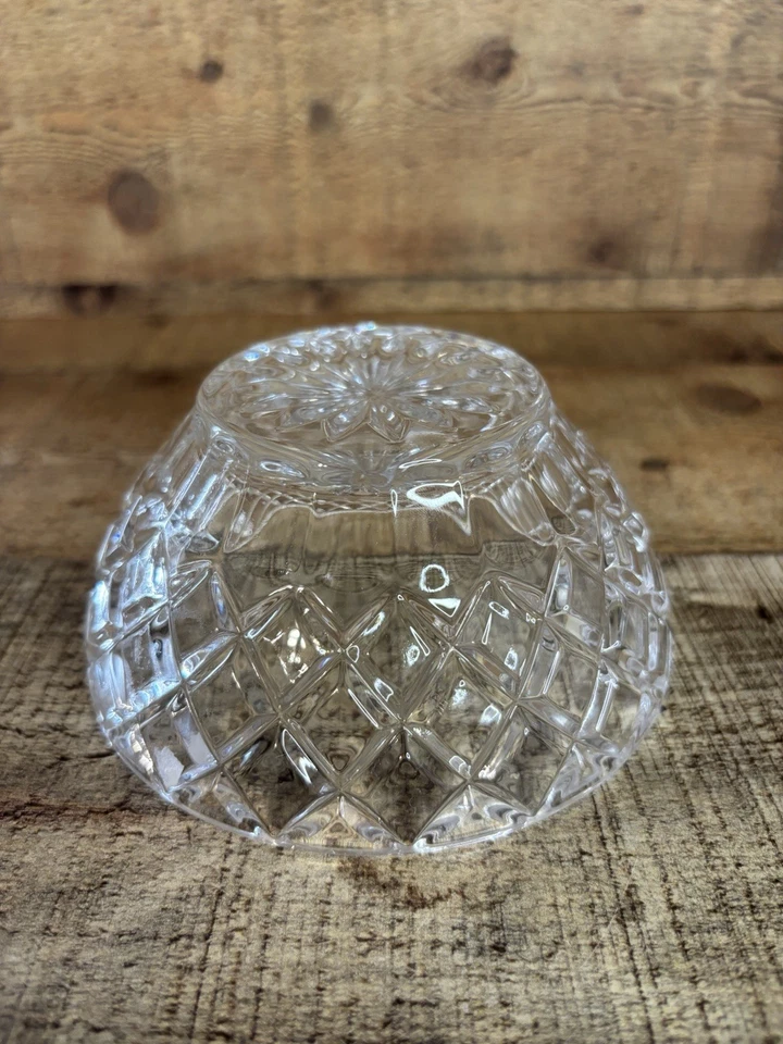 LENOX Crystal Diamond Bowl, Made in Czech Republic, Full Lead Crystal approx 5"  - Image 3 of 4
