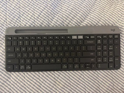 Logitech K585 Wireless Keyboard 