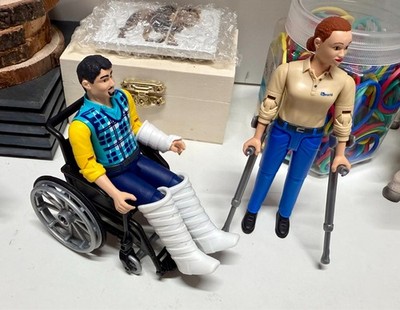 Bruder  Spielfiguren -  bespielt - siehe Bild
