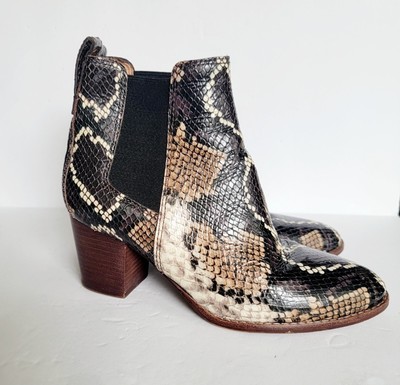 Outfit Madewell Regan Boots Madewell The Regan Boot In Snake