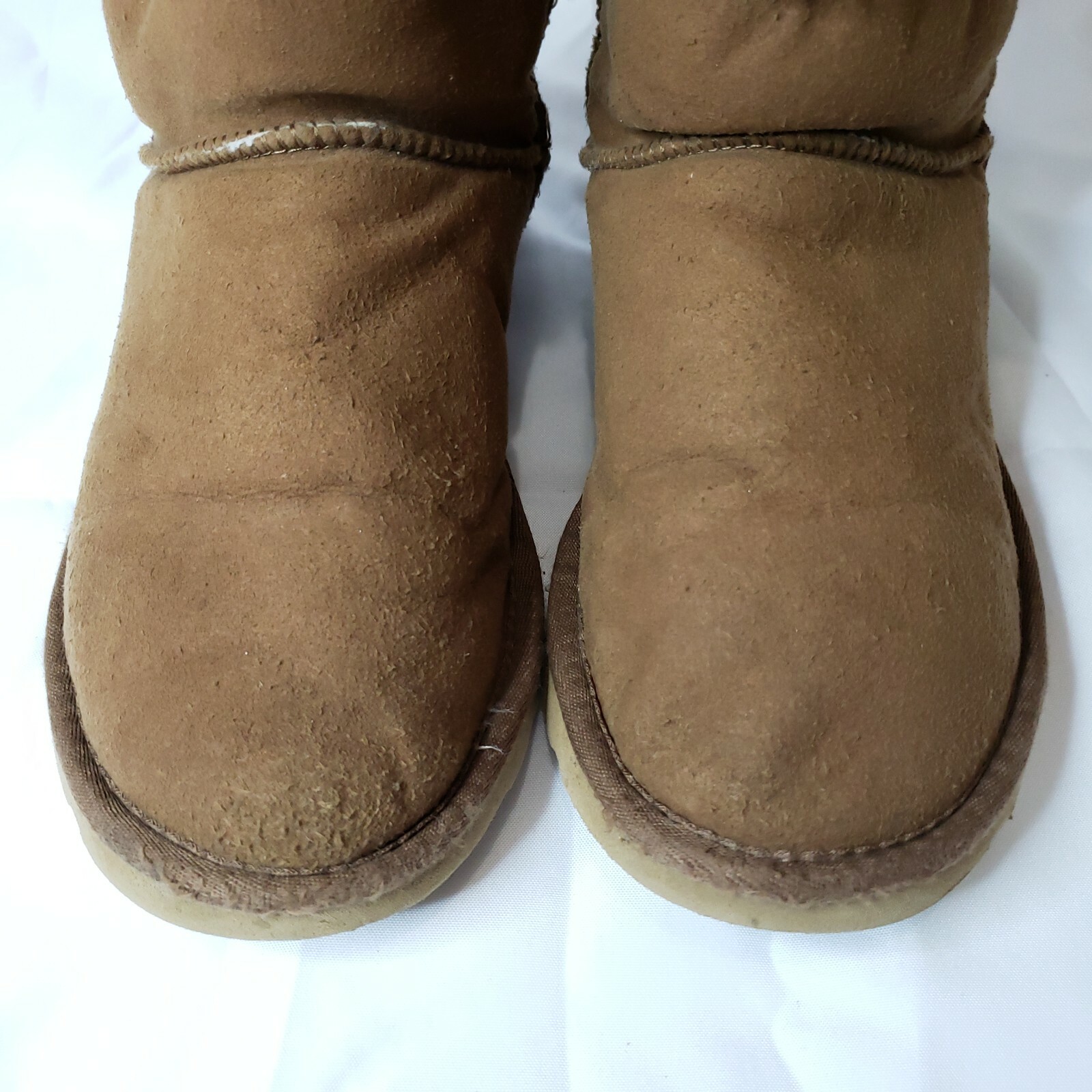 Ugg Bailey Triple Button Boots Size 9 - image 6