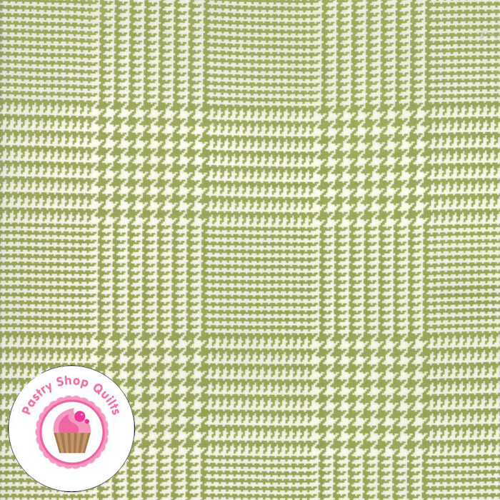 Moda THE CHRISTMAS CARD 5773 12 Green Houndstooth Plaid SWEETWATER