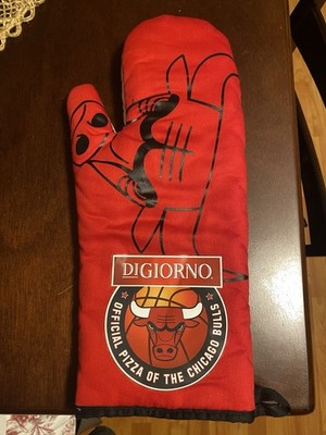 Chicago Bulls Digiorno Oven Mitt