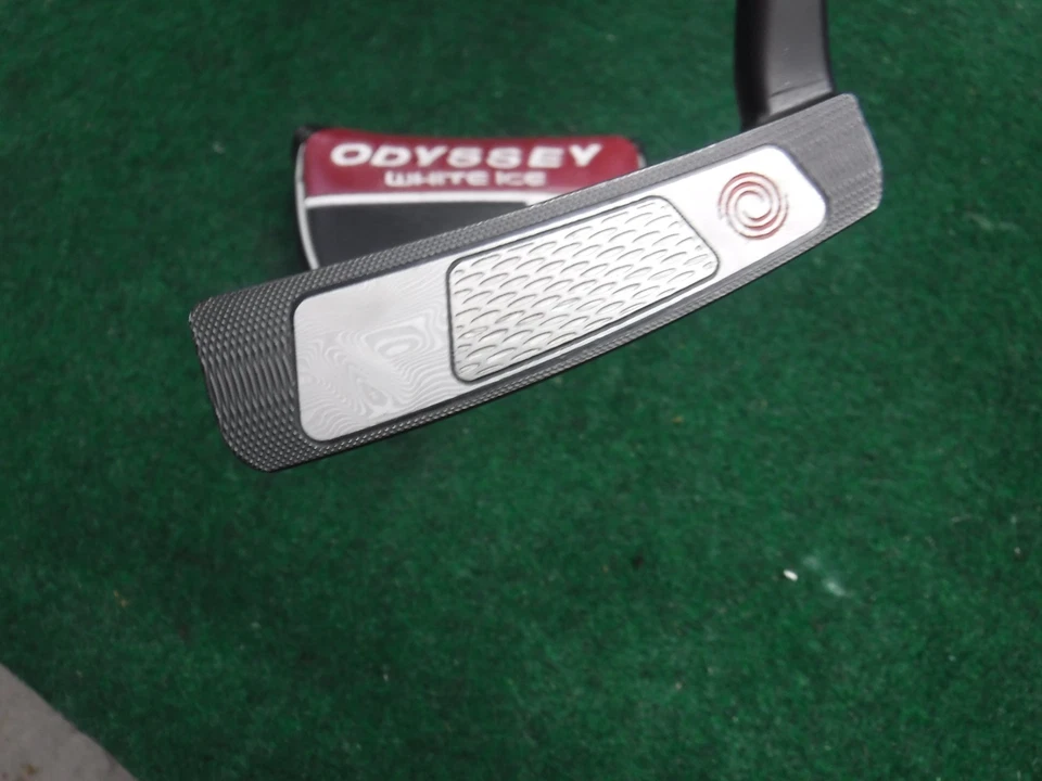 NM Odyssey White Damascus 9 putter    Putter w/headcover - Image 4 of 4