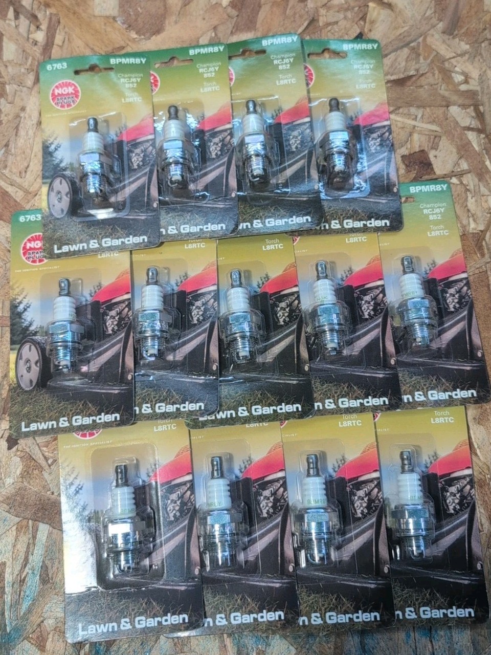 13 Pack Lot NGK 6763 Spark Plug OEM Approved Made In Japan, Free Shipping