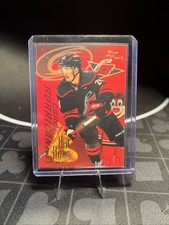 2025-26 Flair - Seth Jarvis #5 Hot Hues Insert