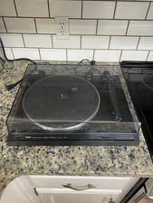 Yamaha TT-400U Fully Automatic Belt-Drive Turntable TESTED