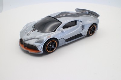 Matchbox 2018 Bugatti Divo Silver Orange 70 Years 1:64 Loose Plastic Tires