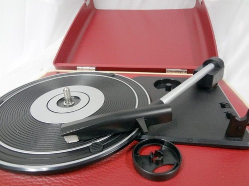 Giradischi portatile USB Crosley Collegiate vintage CR6010A - Foto 9 di 18