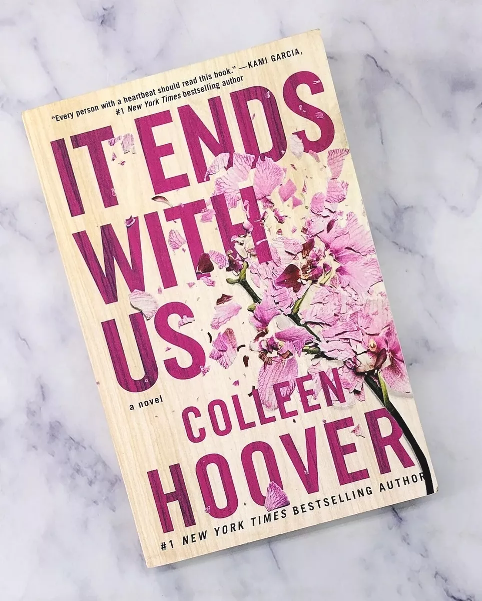 It Ends with Us by Colleen Hoover, Paperback