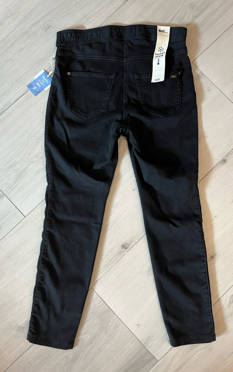 NWT MAC Thermo Black Denim Leggings Pull-on Jeans Sporty Size 44 US 14 image 5