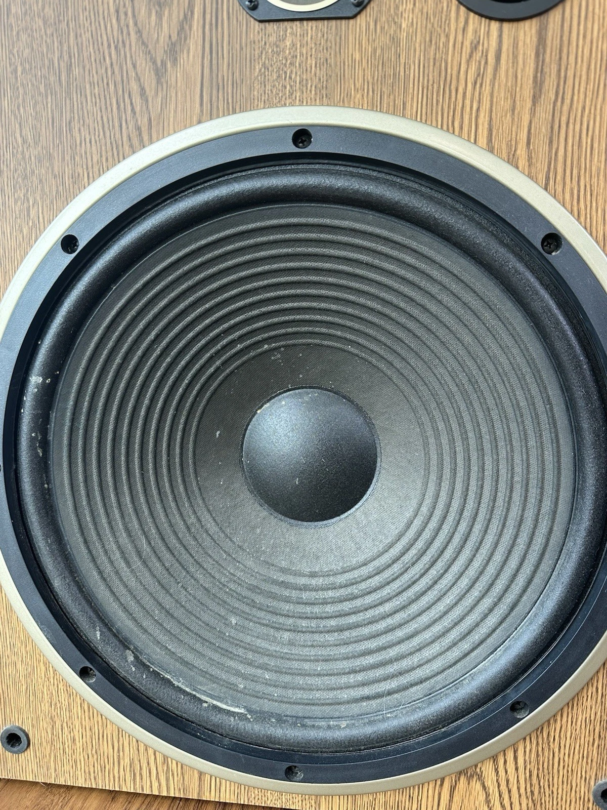 PIONEER CS-G403 3-WAY FLOOR SPEAKER SYSTEM WITH 15” SUB WOOFER PAIR MADE IN 1991 - product detail image 7