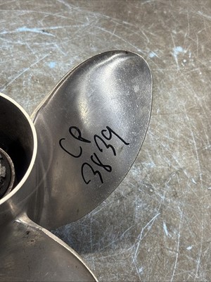 Mercury Trophy Plus 4 Blade Prop 13 3/4