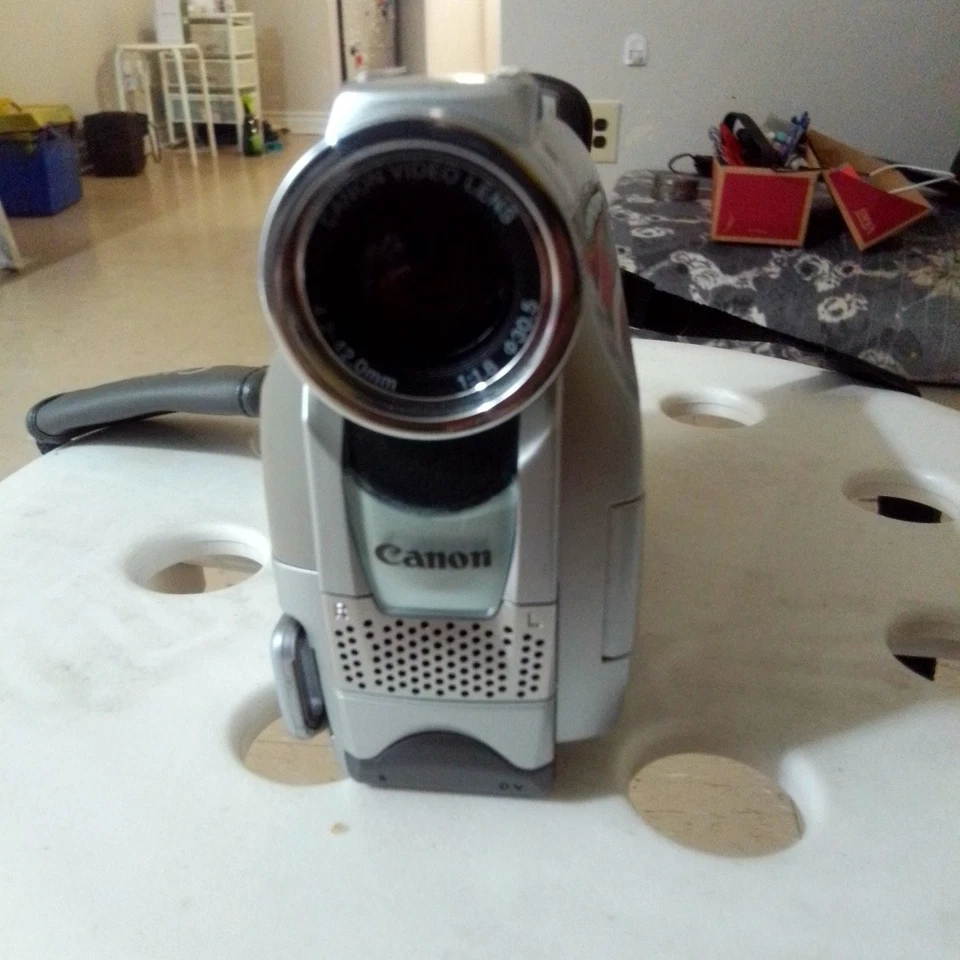 canon zr25mc - Image 2 of 4