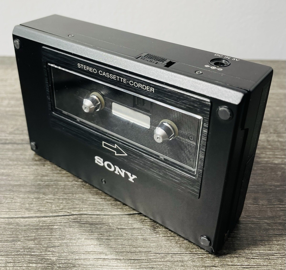 Sony Walkman Professional WM-D3 Cassette Player w/ Protective Case