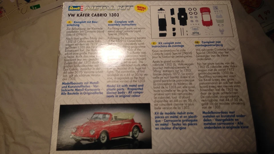 Kit Revell vw cabrio 1301  rosso   1/43 da montare nuovo - Immagine 4 di 4