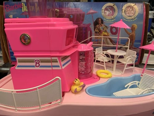 Vintage Barbie Dream Boat #-10921  Ultimate Seaside Adventure 1994