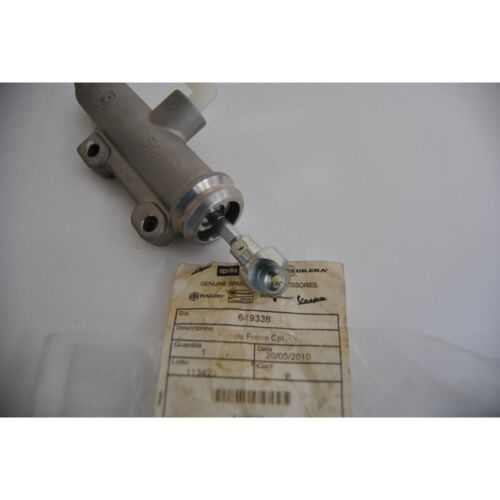 Pompa freno Brake pump Piaggio MP3 125 - MP3 250 06-09 Gilera Fuoco 500 07-13 - Imagen 3 de 3