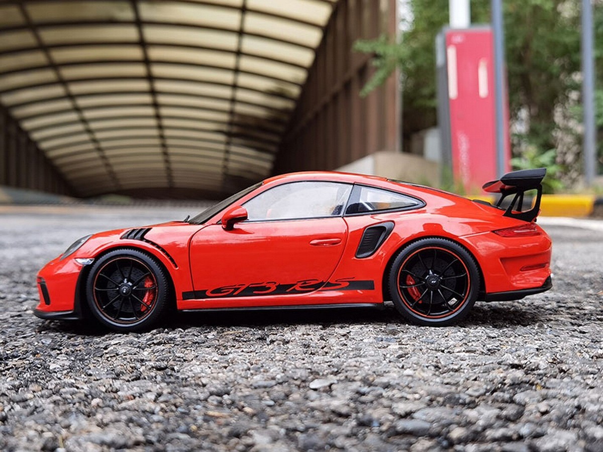 GT Autos 1/18 Porsche 911 GT3 RS Orange Diecast Car Model Gift