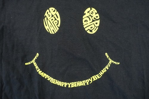 LA POP ART BLACK LARGE SMILEY FACE HAPPY PRINT LIGHT LONG SLEEVE SWEATER BOYS - Picture 3 of 5