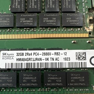 SK hynix 384GB (12x32GB) DDR4 RDIMM PC4 2666V ECC Registered HMA84GR7JJR4N VK