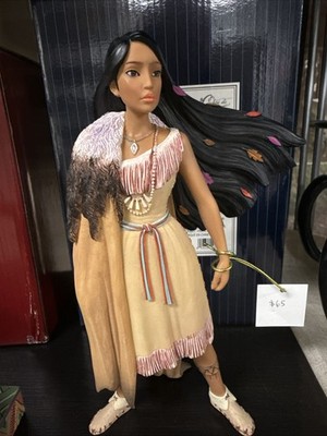 Disney Showcase POCAHONTAS Figurine Couture De Force Enesco 9'' with Box