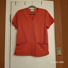 Orange Red WHISPERLITE Polyester Spandex Small 2 Pocket Scrub Top