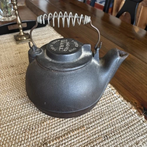 Vintage Wagner Ware Sidney Ohio USA Cast Iron Tea Pot Kettle Swivel Lid Kettle
