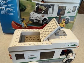 LEGO CITY: Camper Van (60057)