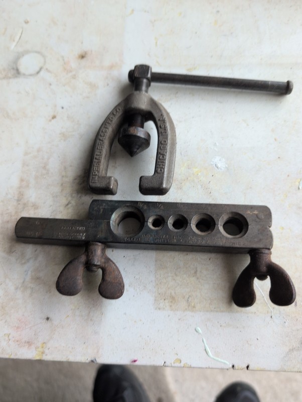 Vintage IMPERIAL BRASS CHICAGO 1/4" - 5/8" Flaring Tool 300-F